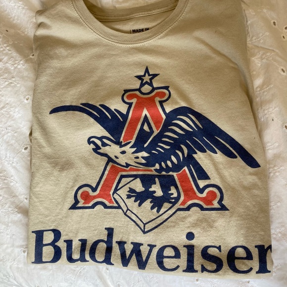 Budweiser Tops - Budweiser Shirt 🦋